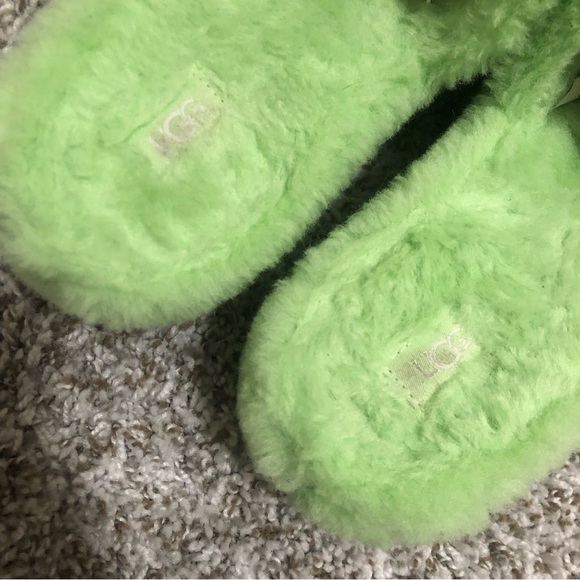 Ugg Plush Platform Slides Slippers - Picture 4 of 8